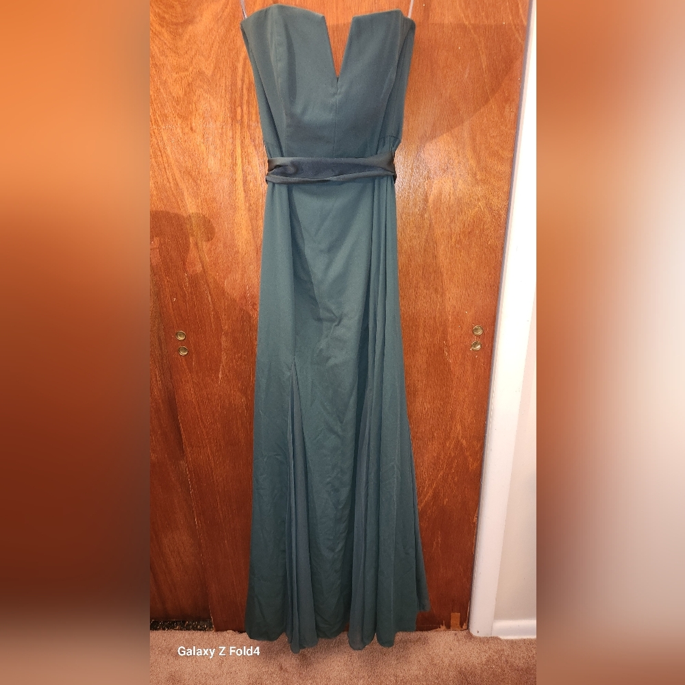 Vera Wang Teal Strapless Wedding Dress